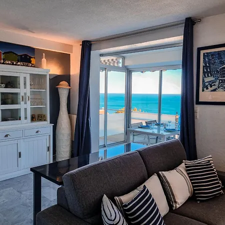 Elegant 3 Pieces Vue Mer - Roc - Les Cles De L'esterel *